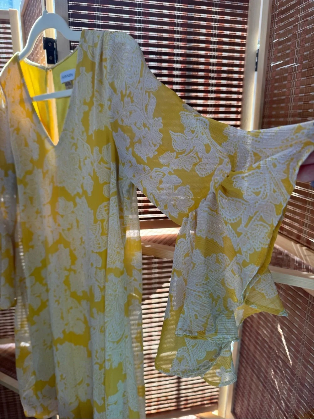 Calvin Klein Yellow and White Floral V-Neck Mini Dress N0357